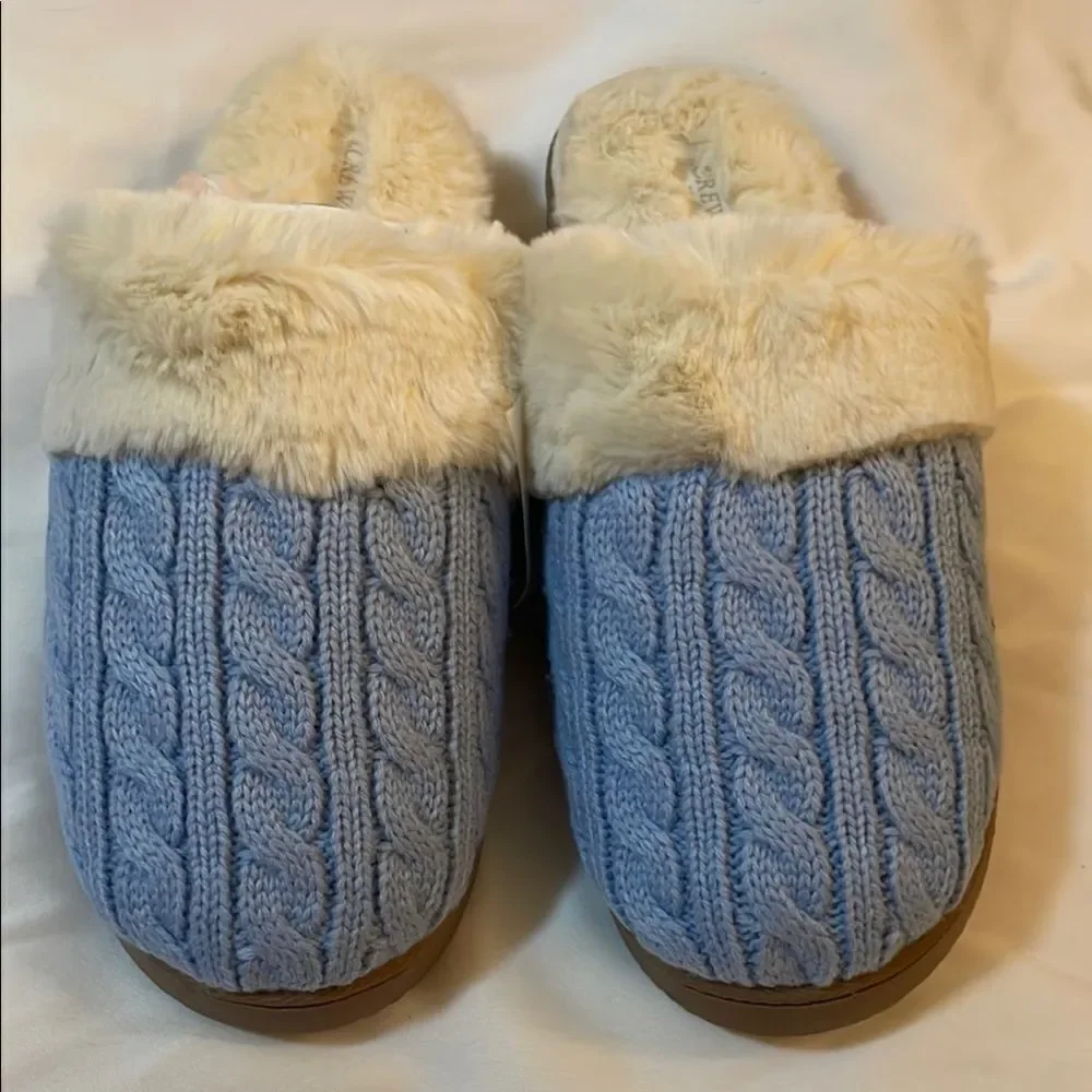 J. CREW Cozy Blue Cable Knit Slippers with Faux Fur